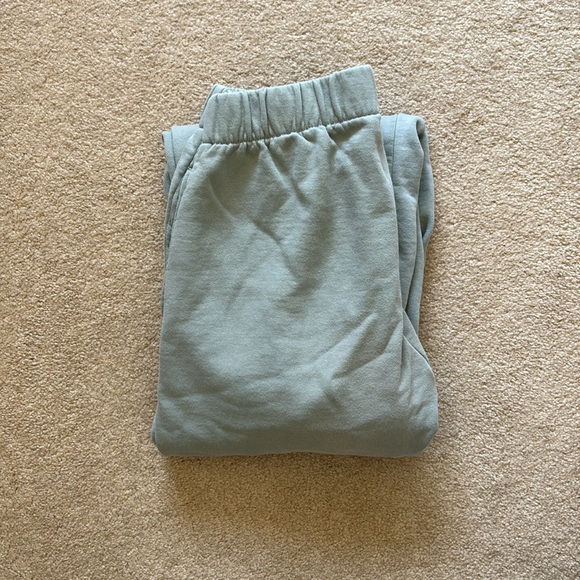 Brandy Melville Sage Green Sweatpants - Picture 4 of 4